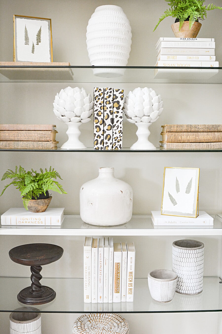 bookshelf decorating ideas