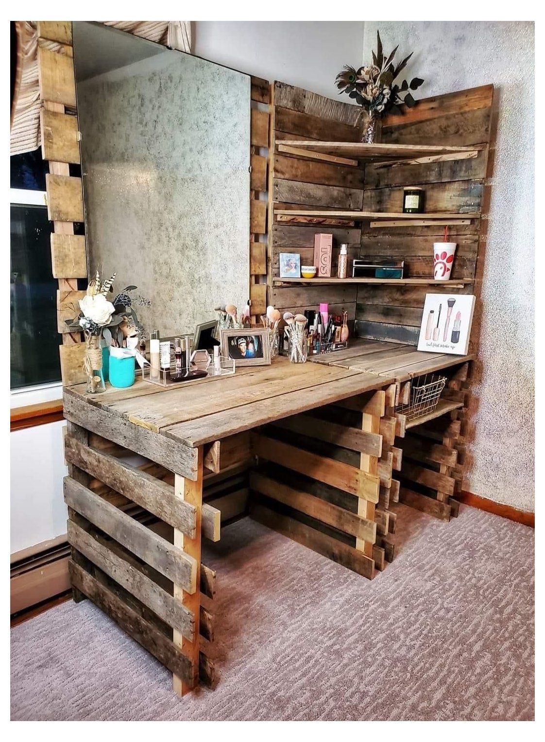 pallet desk